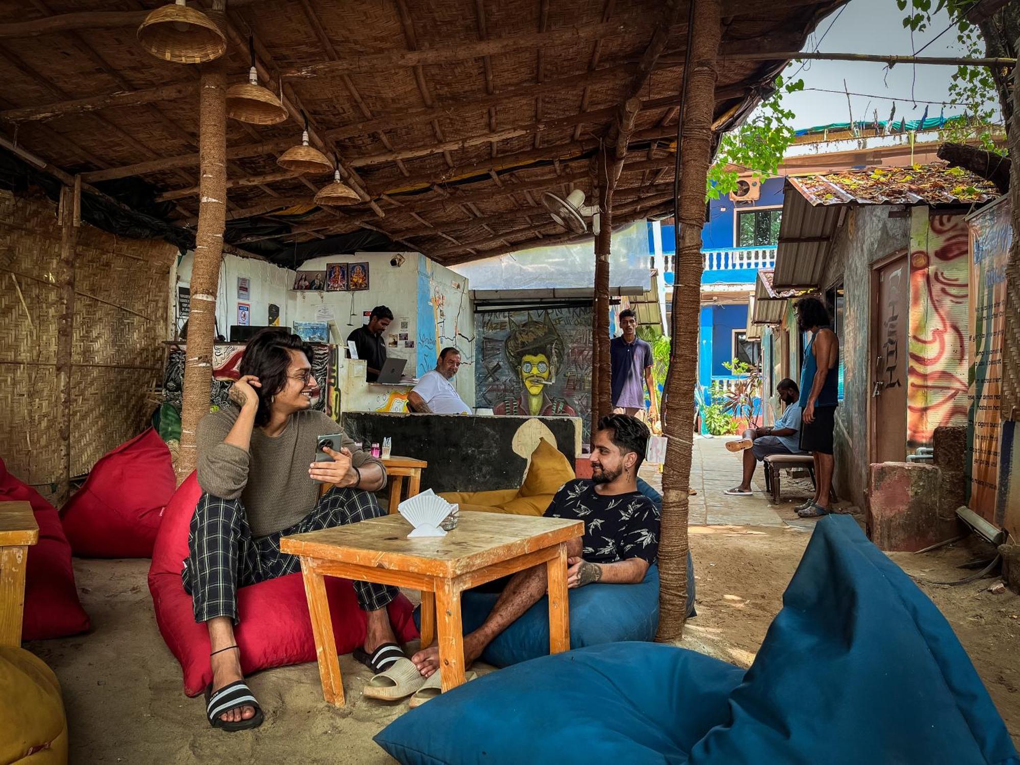 12 Monks - Beachside Hostel Арамболь Экстерьер фото