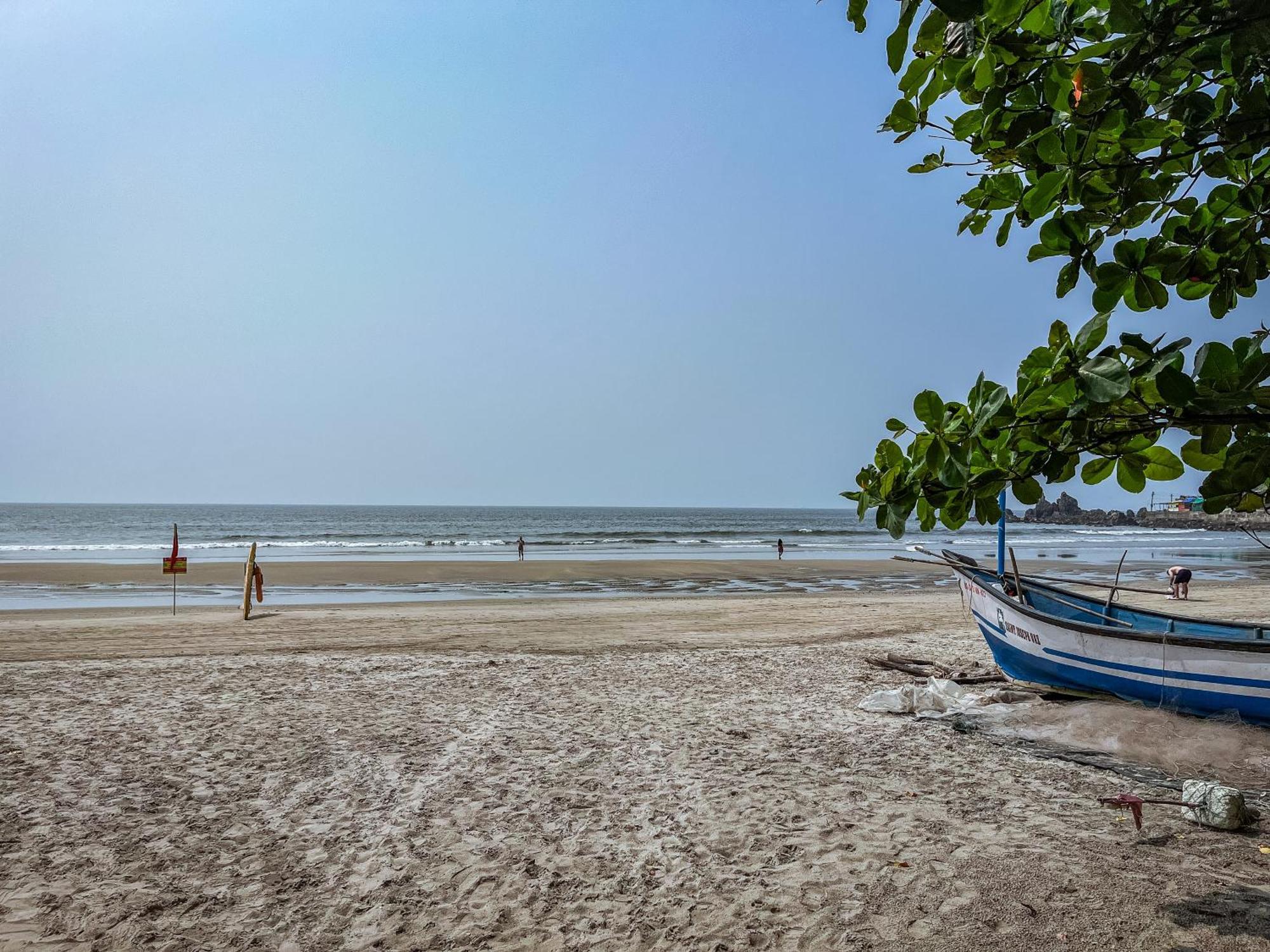 12 Monks - Beachside Hostel Арамболь Экстерьер фото